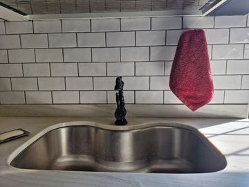 Casa Residencial en venta en fracc Solares Zapopan cuenta con sotano