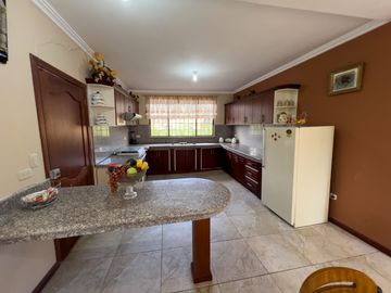 En venta casa en Azogues, sector Pampa Vintimilla