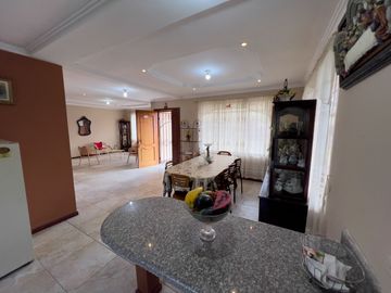 En venta casa en Azogues, sector Pampa Vintimilla