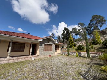 En venta casa en Azogues, sector Pampa Vintimilla