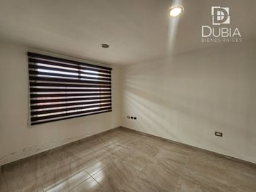 Casa en Monte Magno con Jardín construida en 2 terrenos.