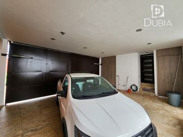 Casa en Monte Magno con Jardín construida en 2 terrenos.
