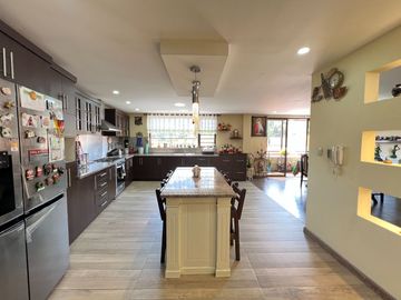 En venta casa en Biblian, en la Velasco Ibarra