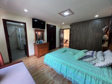 En venta casa en Biblian, en la Velasco Ibarra