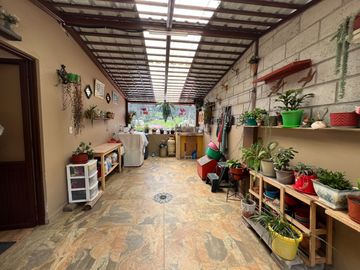 En venta casa en Biblian, en la Velasco Ibarra