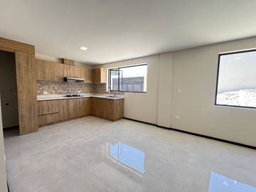 Casa en Venta en Azogues, en el sector el Pampero