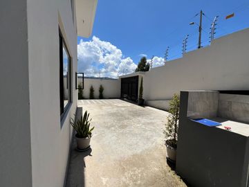 Casa en Venta en Azogues, en el sector el Pampero