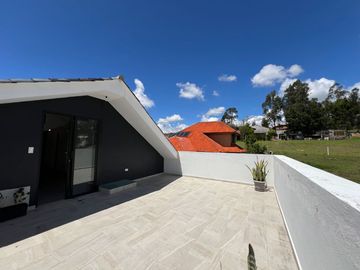 Casa en Venta en Azogues, en el sector el Pampero