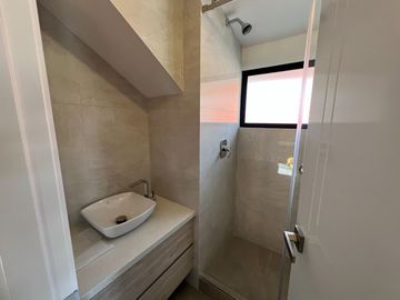 Casa en Venta en Azogues, en el sector el Pampero