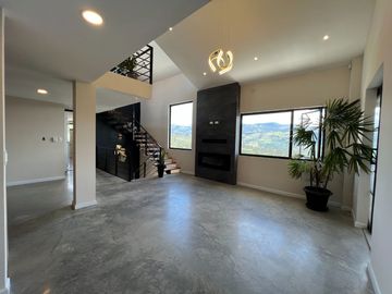 Casa en Venta en Azogues, en el sector el Pampero