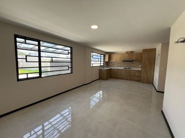Casa en Venta en Azogues, en el sector el Pampero