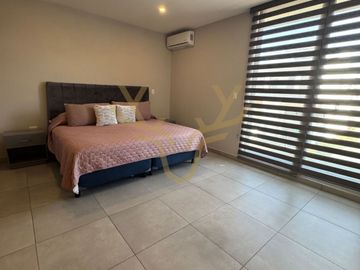 CASA EN VENTA EN CAPITAL NORTE