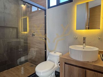 CASA EN VENTA EN CAPITAL NORTE