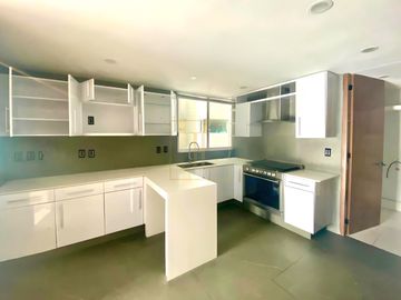 Venta Departamento Remodelado con Vista Panorámica