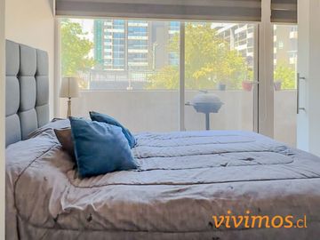 Moderno departamento de 2 dormitorios y 2 baños, estilo mariposa, en  ubicado barrio nuevo, cercano a Metro Rodrigo de Araya.