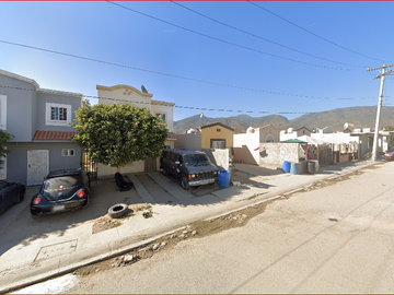 CASA EN VENTA OPORTUNIDAD CARTERA BANCARIA-ENSENADA-BAJA CALIFORNIA