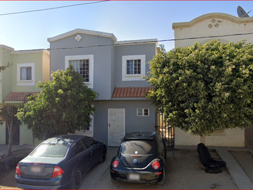 CASA EN VENTA OPORTUNIDAD CARTERA BANCARIA-ENSENADA-BAJA CALIFORNIA