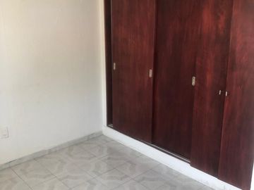 Vendo excelente casa en Valle Dorado.