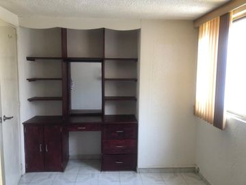 Vendo excelente casa en Valle Dorado.
