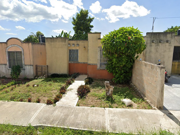 VENTA DE CASA EN TZIMIN, MERIDA, YUCATAN EN RECUPERACION