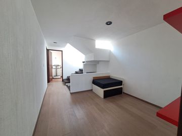 CASA EN VENTA EN PUEBLA, HERMANOS SERDAN, 15 DE MAYO, FUENTE DE TREVI 2 recamaras, 1 baño, medio baño, sala de tv