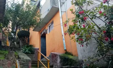 Casa Venta San Bernabe....... Construc. 421 Mts. Terreno 245 Mts. Facilidades