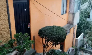 Casa Venta San Bernabe....... Construc. 421 Mts. Terreno 245 Mts. Facilidades