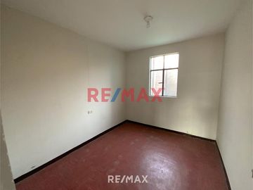 Ocasión Casa En Venta De 3 Pisos En Santa Isabel De Carabayllo 283M2