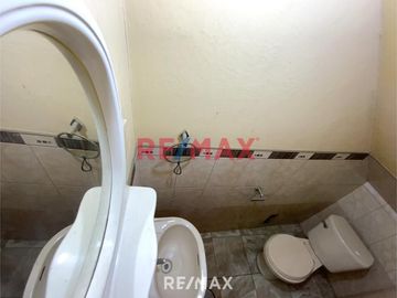 Ocasión Casa En Venta De 3 Pisos En Santa Isabel De Carabayllo 283M2