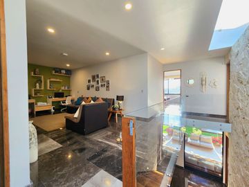 CASA EN VENTA, JURIQUILLA, Qro! ALBERCA, ESPACIOS INTELIGENTES, ACABADOS DE ALTA GAMA Y MÁS!