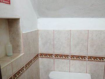 Se Vende Linda y Amplia Casa En Esquina - Tingo María / Huánuco