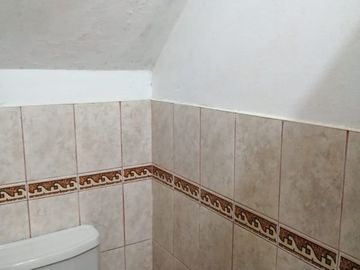 Se Vende Linda y Amplia Casa En Esquina - Tingo María / Huánuco