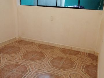 Se Vende Linda y Amplia Casa En Esquina - Tingo María / Huánuco