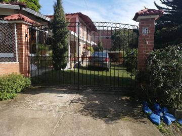 CASA CAMPESTRE EN CONDOMINIO CALIMA DARIEN