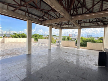 6BR FORECLOSED HOUSE AND LOT FOR SALE IN PACITA 1, BIÑAN CITY, LAGUNA