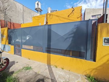 Ituzaingó - Venta - PH Al Frente 4 y 2 Ambientes