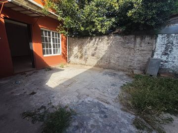 Ituzaingó - Venta - PH Al Frente 4 y 2 Ambientes