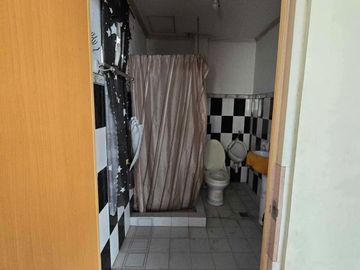 House&lot for sale in Vermont Park Mayamot Marcos Highway lower Antipolo