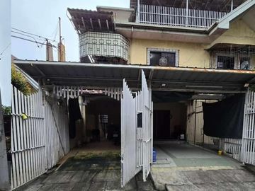 House&lot for sale in Vermont Park Mayamot Marcos Highway lower Antipolo