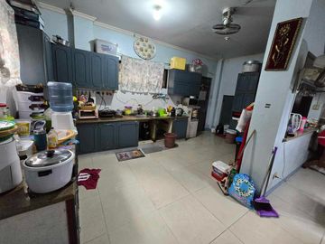House&lot for sale in Vermont Park Mayamot Marcos Highway lower Antipolo