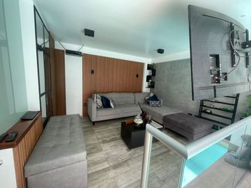PRIMER PISO DPTO. AMPLIO Y REMODELADO  CON PISCINA