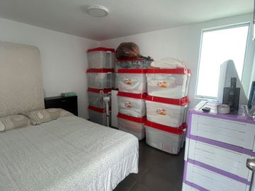 PRIMER PISO DPTO. AMPLIO Y REMODELADO  CON PISCINA