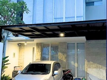Dijual Rumah Citraland Greenlake Wiyung Surabaya Barat Bangunan Baru FULL FURNITURE