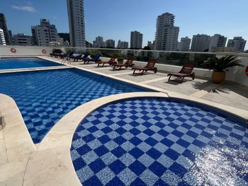 VENDO APARTAMENTO VISTA A LA BAHIA MANGA