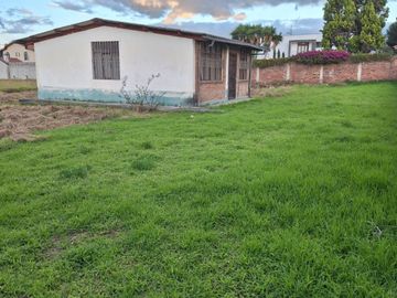 VENTA TERRENO PLANO EN URB. BOHIOS DE JATUMPAMBA