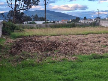 VENTA TERRENO PLANO EN URB. BOHIOS DE JATUMPAMBA