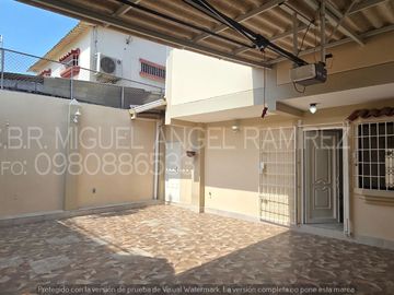 ¡Vendo Casa en Samanes 7 cerca Parque Samanes y Rio Centro Norte!