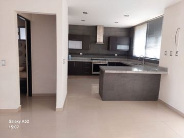 Casa en venta, Cond. Dolce Terra, Valle de Juriquilla