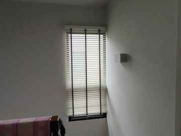 92224 - ขายบ้านแฝดหมู่บ้านกรีนเนอร์รี่ ทิวา ปิ่นเกล้า-สาย5สิ่งแวดล้อมดี เดินทางสะดวก อยู่ใกล้ตลาดน้ำดอนหวาย ใกล้ถนนเส้นบรมราชชนนีเพียง 1 กม