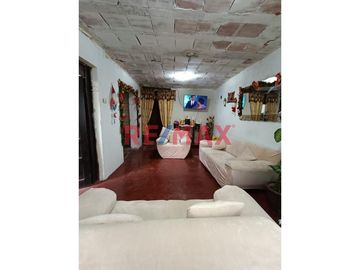 Vendo Casa Como Terreno De 140 M2 En Villa El Salvador